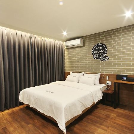 Hotel Chicago Čindžu Exteriér fotografie